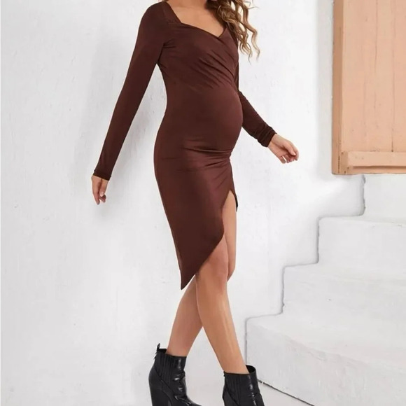 SHEIN Maternity Sweetheart Neck Ruched Side Wrap Hem Dress - Picture 4 of 4